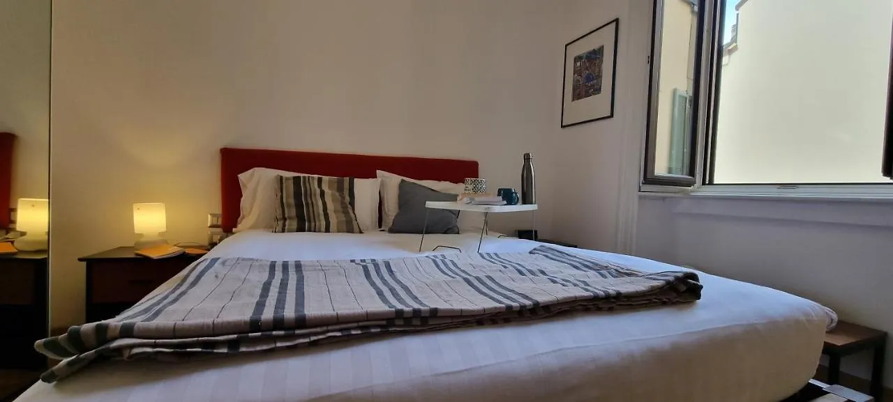 Apartment Altido Homey Flat With Balcony In Historical Centre Milan